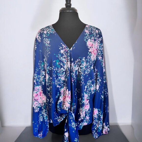 Casual V Neck Tie Front Floral Blouse - Picture 2 of 7